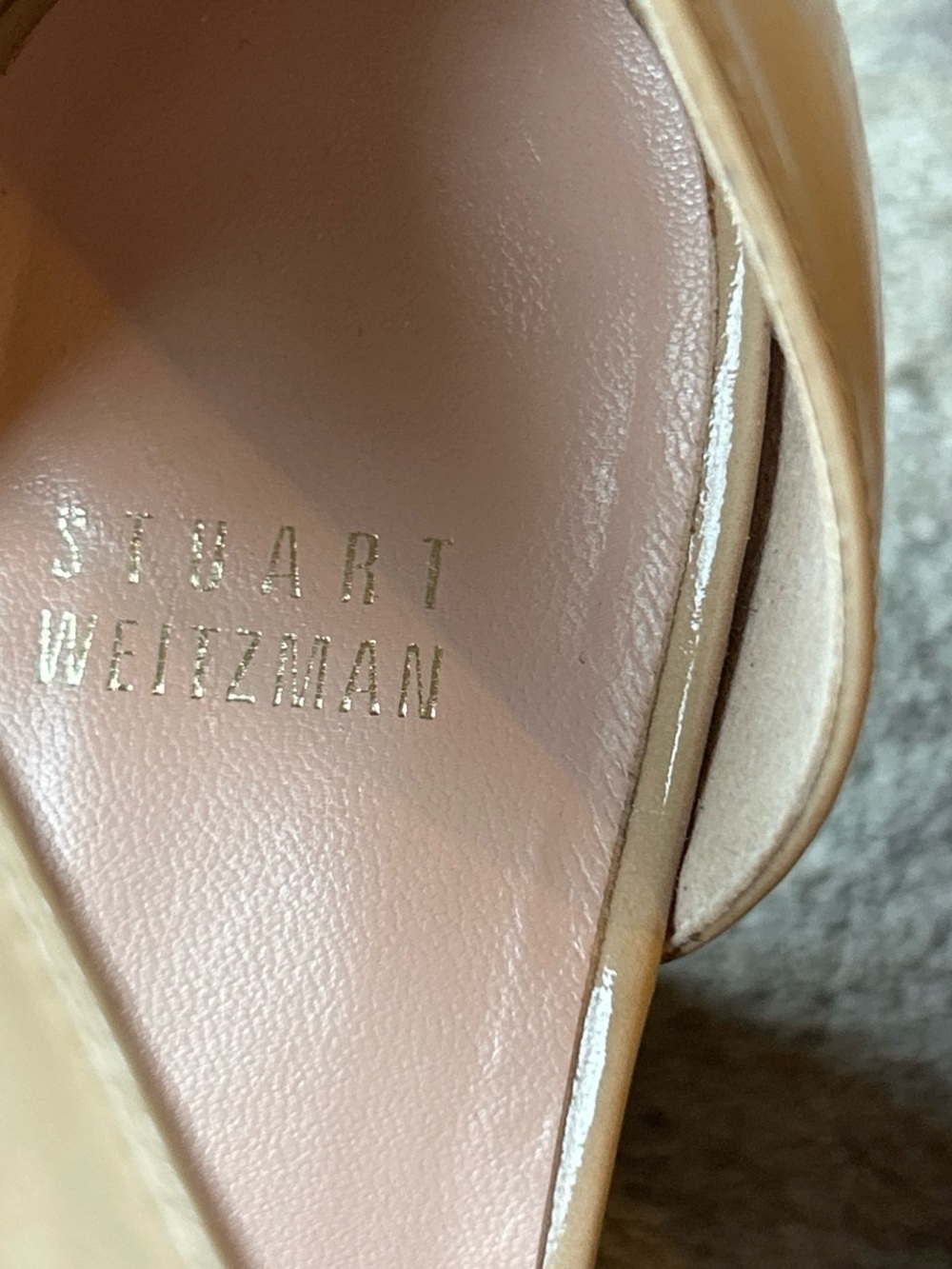 Stuart Weitzman Nude Patent Leather Wedge Sandals - Picture 3 of 7